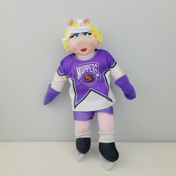Miss Piggy Vintage Doll 1995 Muppets McDonalds NHL Collaboration - Picture 1 of 15